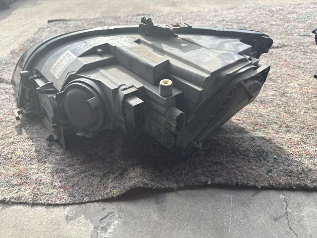 bontott AUDI TT Fényszóró Pár