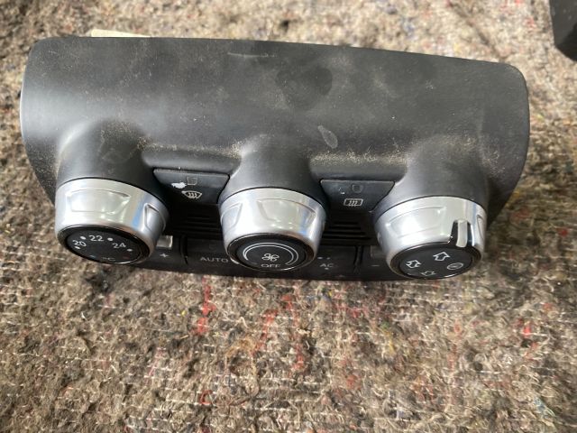 bontott AUDI TT Fűtéskapcsoló (manuális klímás)