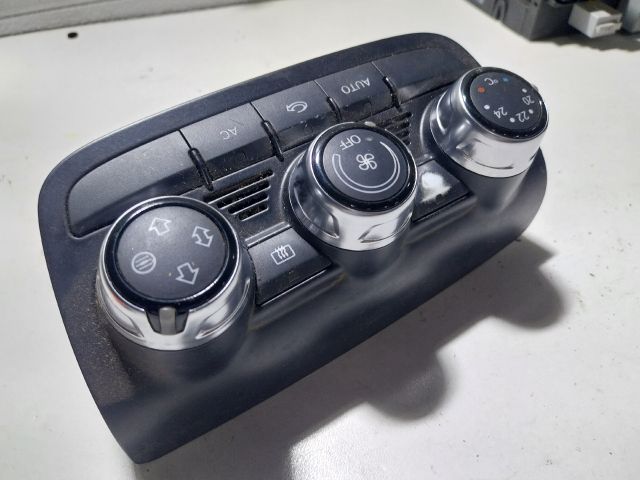 bontott AUDI TT Fűtéskapcsoló (manuális klímás)