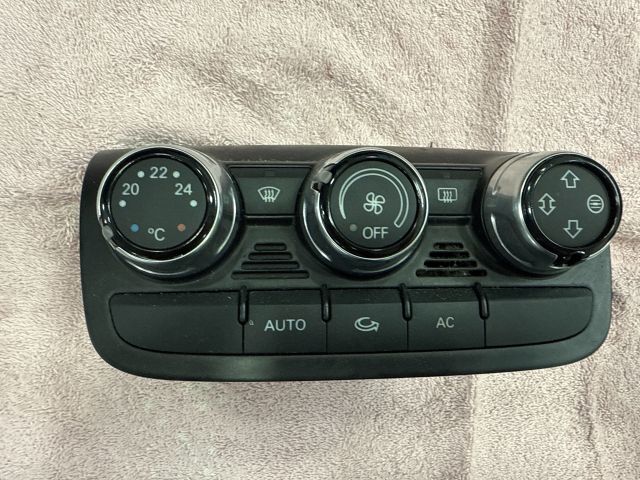 bontott AUDI TT Fűtéskapcsoló (manuális klímás)