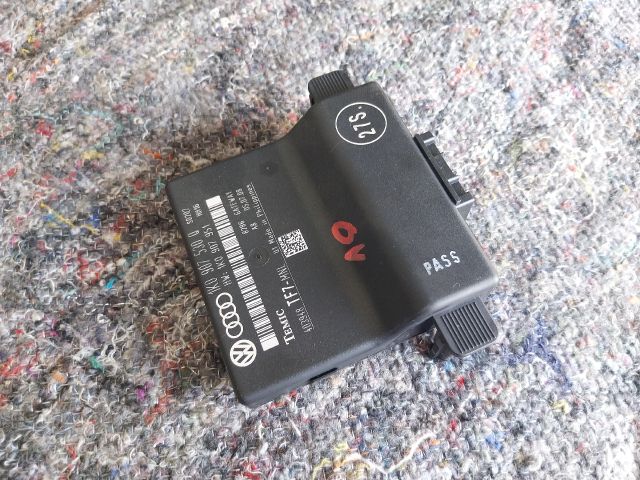 bontott AUDI TT Gateway Elektronika