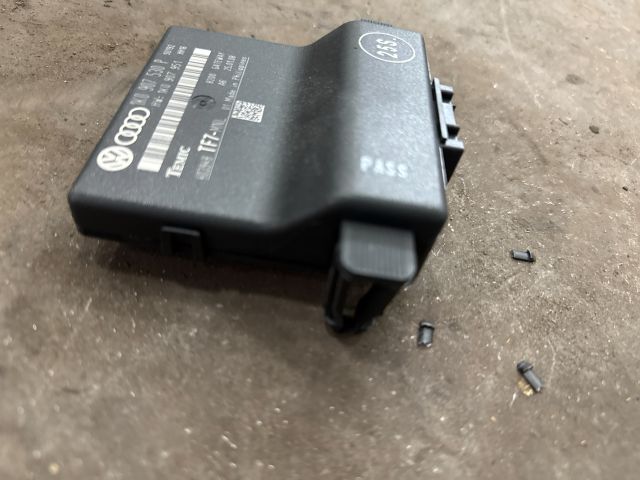 bontott AUDI TT Gateway Elektronika