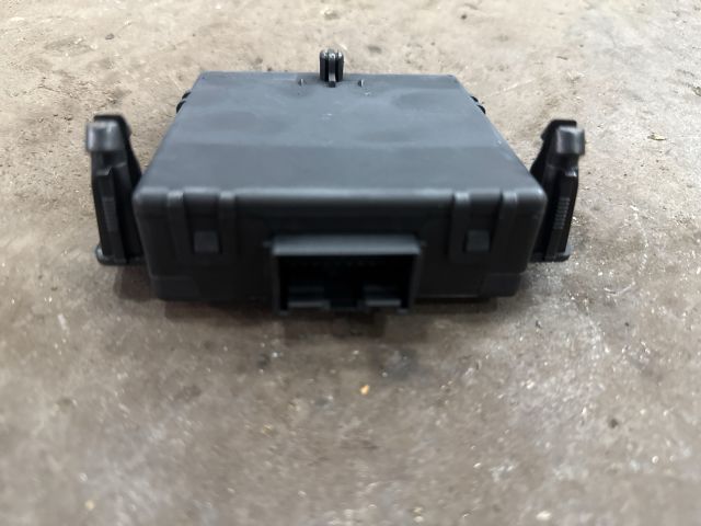 bontott AUDI TT Gateway Elektronika