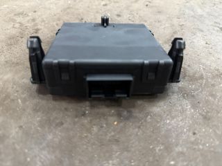 bontott AUDI TT Gateway Elektronika