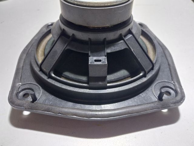 bontott AUDI TT Hangszóró (Pozíciófüggetlen)