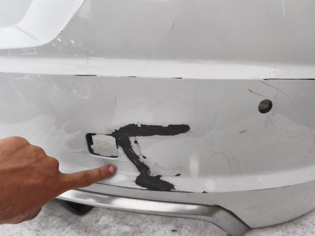 bontott AUDI TT Hátsó Lökhárító (Üresen)