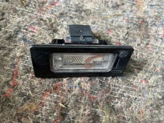 bontott AUDI TT Hátsó Rendszámtábla Világítás