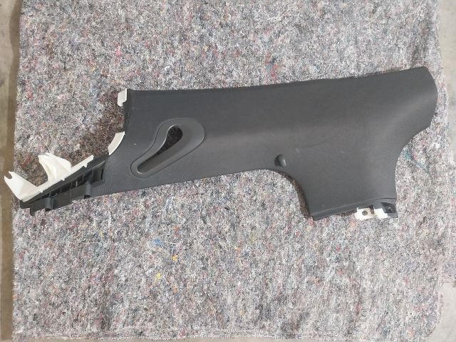 bontott AUDI TT Jobb C Oszlop Burkolat