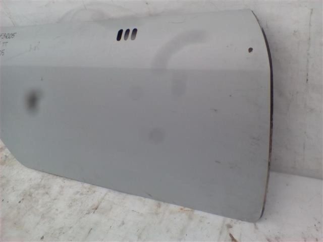 bontott AUDI TT Jobb első Ajtó (Üres lemez)