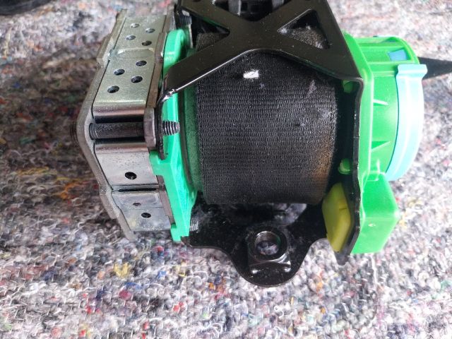 bontott AUDI TT Jobb első Biztonsági Öv