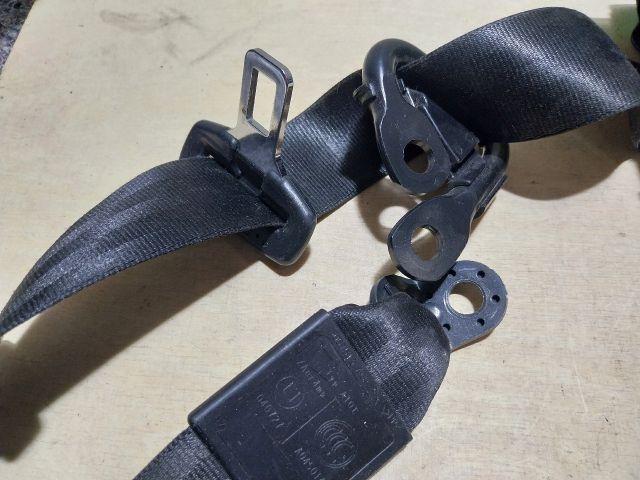 bontott AUDI TT Jobb első Biztonsági Öv