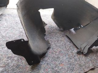 bontott AUDI TT Jobb első Első Dobbetét (Kerékjárati, Műanyag)