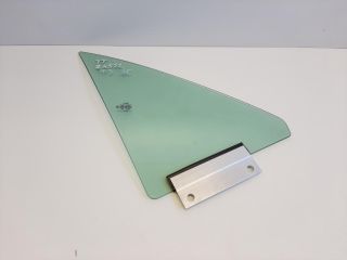 bontott AUDI TT Jobb első Fixüveg (Ajtóban)