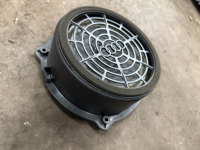 bontott AUDI TT Jobb első Hangszóró