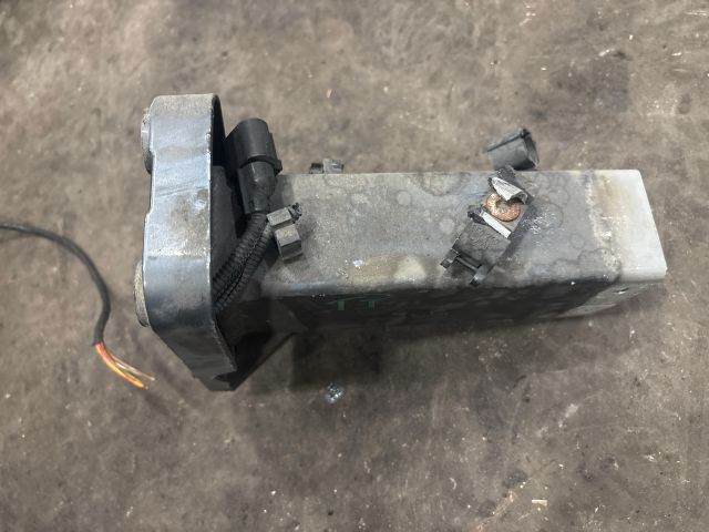 bontott AUDI TT Jobb első Hossznyúlvány