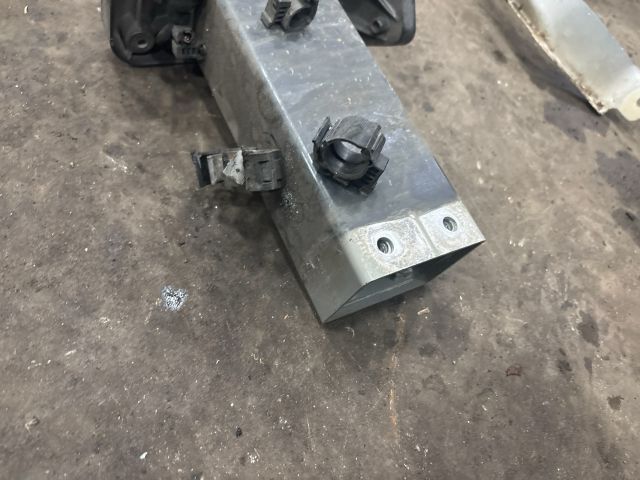 bontott AUDI TT Jobb első Hossznyúlvány