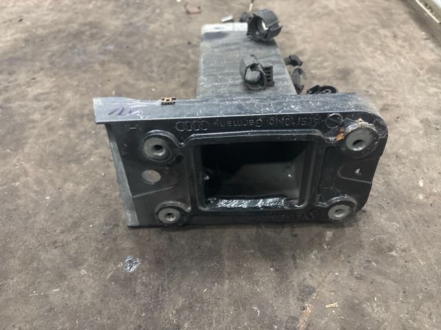 bontott AUDI TT Jobb első Hossznyúlvány