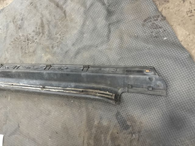 bontott AUDI TT Jobb első Küszöb Díszléc