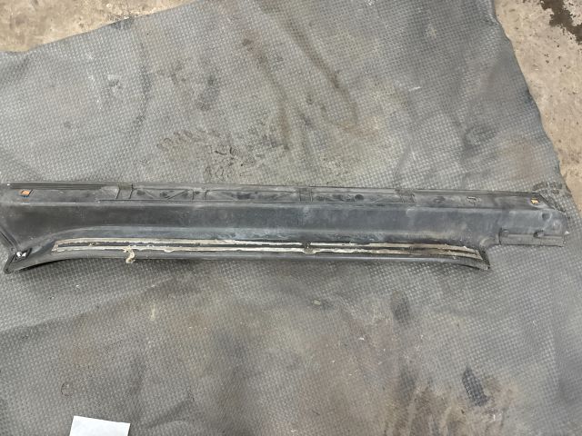 bontott AUDI TT Jobb első Küszöb Díszléc