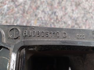 bontott AUDI TT Jobb első Lökhárító Merevítő Tartó (Fém)