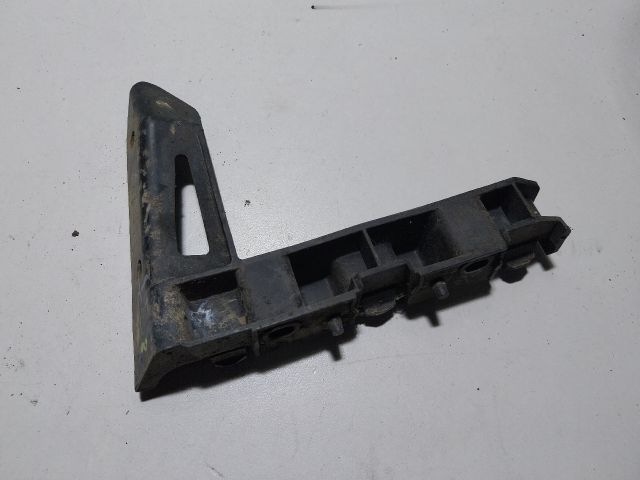 bontott AUDI TT Jobb első Lökhárító Tartó (Műanyag)