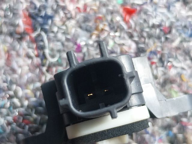 bontott AUDI TT Jobb első Oldal Ütközés Érzékelő