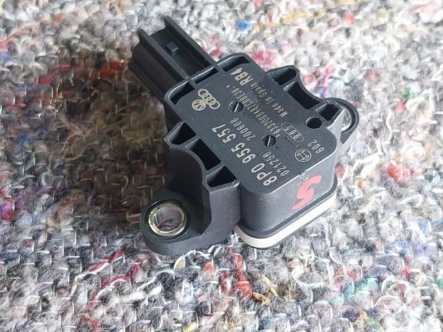 bontott AUDI TT Jobb első Oldal Ütközés Érzékelő