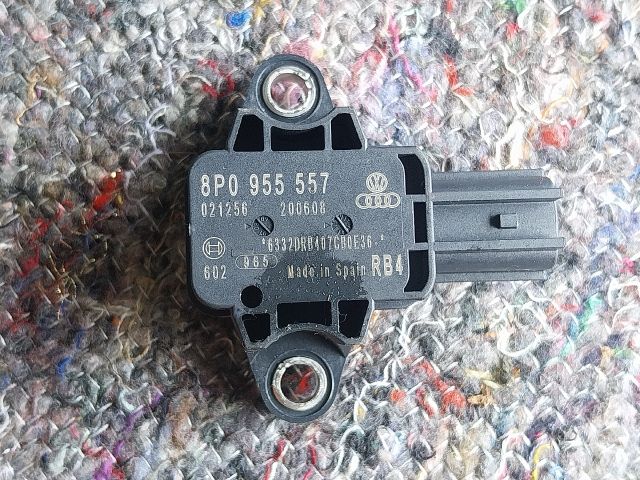 bontott AUDI TT Jobb első Oldal Ütközés Érzékelő