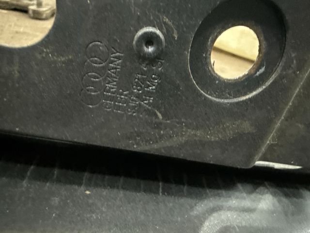 bontott AUDI TT Jobb első Sárvédő