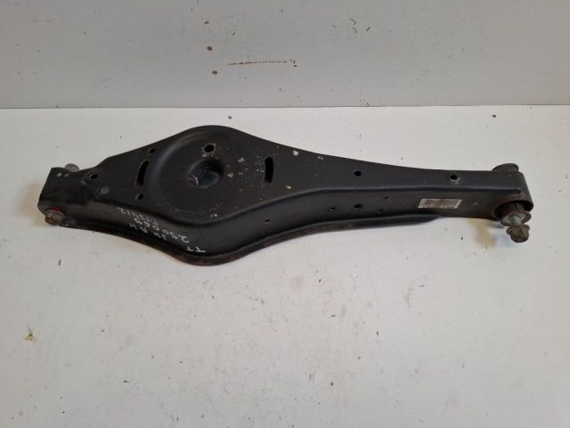 bontott AUDI TT Jobb hátsó Alsó Hátsó Lengőkar