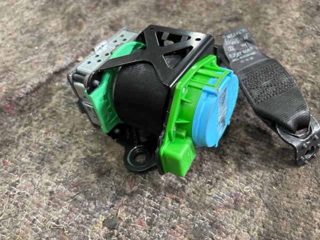 bontott AUDI TT Jobb hátsó Biztonsági Öv