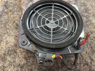 bontott AUDI TT Jobb hátsó Hangszóró