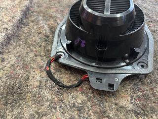 bontott AUDI TT Jobb hátsó Hangszóró