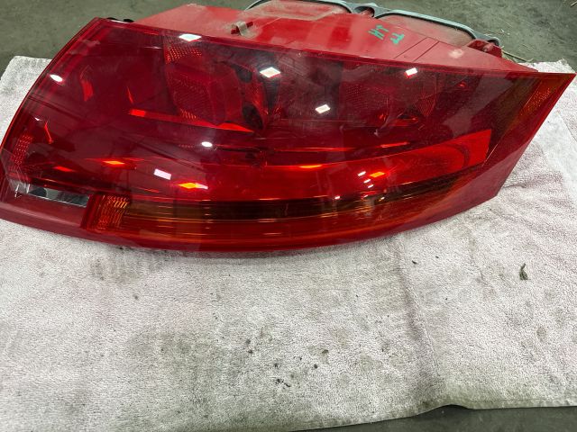 bontott AUDI TT Jobb Hátsó Lámpa