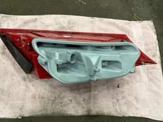 bontott AUDI TT Jobb Hátsó Lámpa