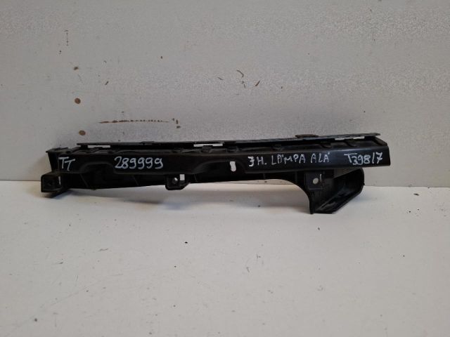 bontott AUDI TT Jobb hátsó Lökhárító Tartó (Műanyag)