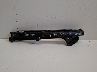 bontott AUDI TT Jobb hátsó Lökhárító Tartó (Műanyag)