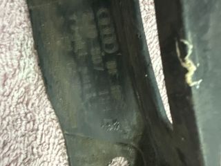 bontott AUDI TT Jobb Sárvédő Oldaltartó