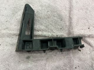 bontott AUDI TT Jobb Sárvédő Oldaltartó