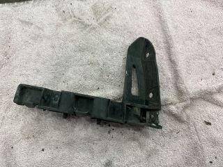 bontott AUDI TT Jobb Sárvédő Oldaltartó