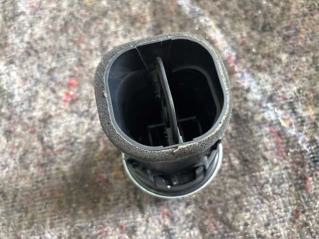 bontott AUDI TT Jobb Szellőző