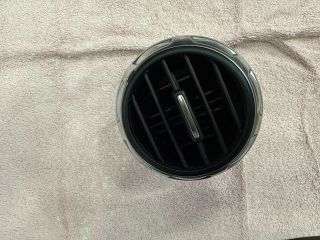 bontott AUDI TT Jobb Szellőző