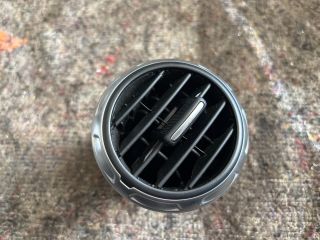 bontott AUDI TT Jobb Szellőző