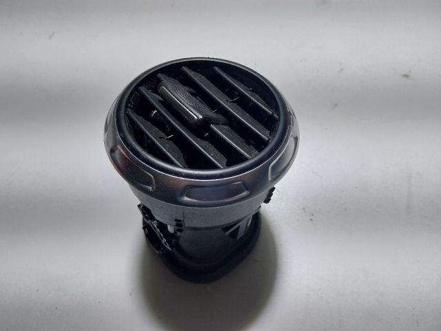 bontott AUDI TT Jobb Szellőző