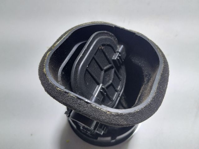 bontott AUDI TT Jobb Szellőző