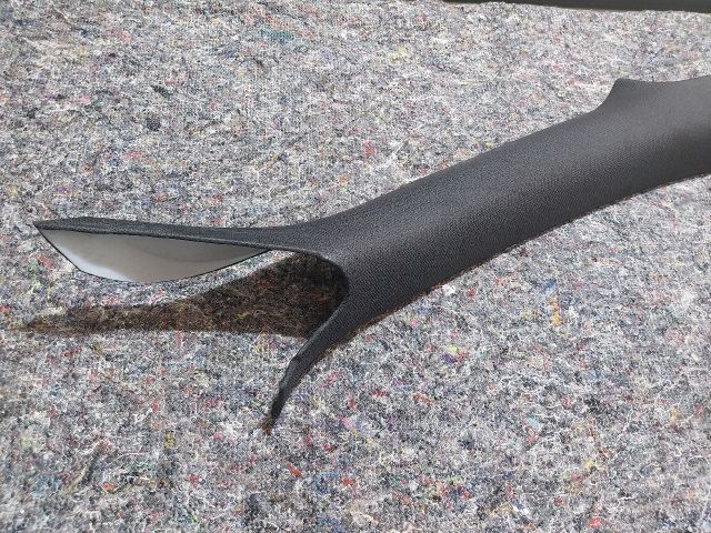 bontott AUDI TT Jobb Tetőkárpit Takarófedél