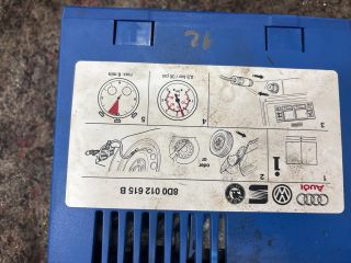 bontott AUDI TT Kerék Pumpa