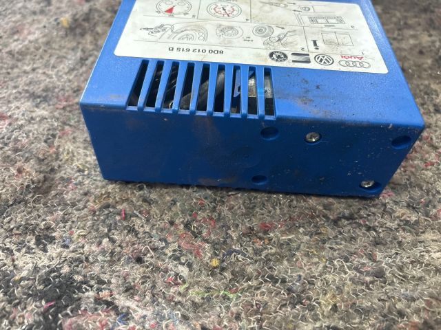 bontott AUDI TT Kerék Pumpa