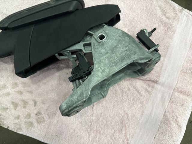 bontott AUDI TT Kézifék Kar