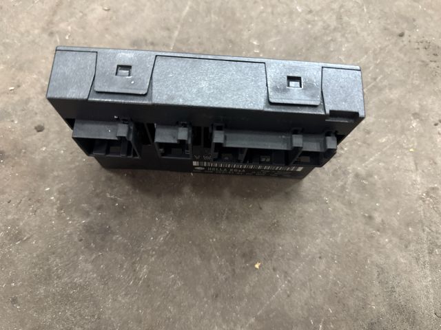 bontott AUDI TT Komfort Elektronika